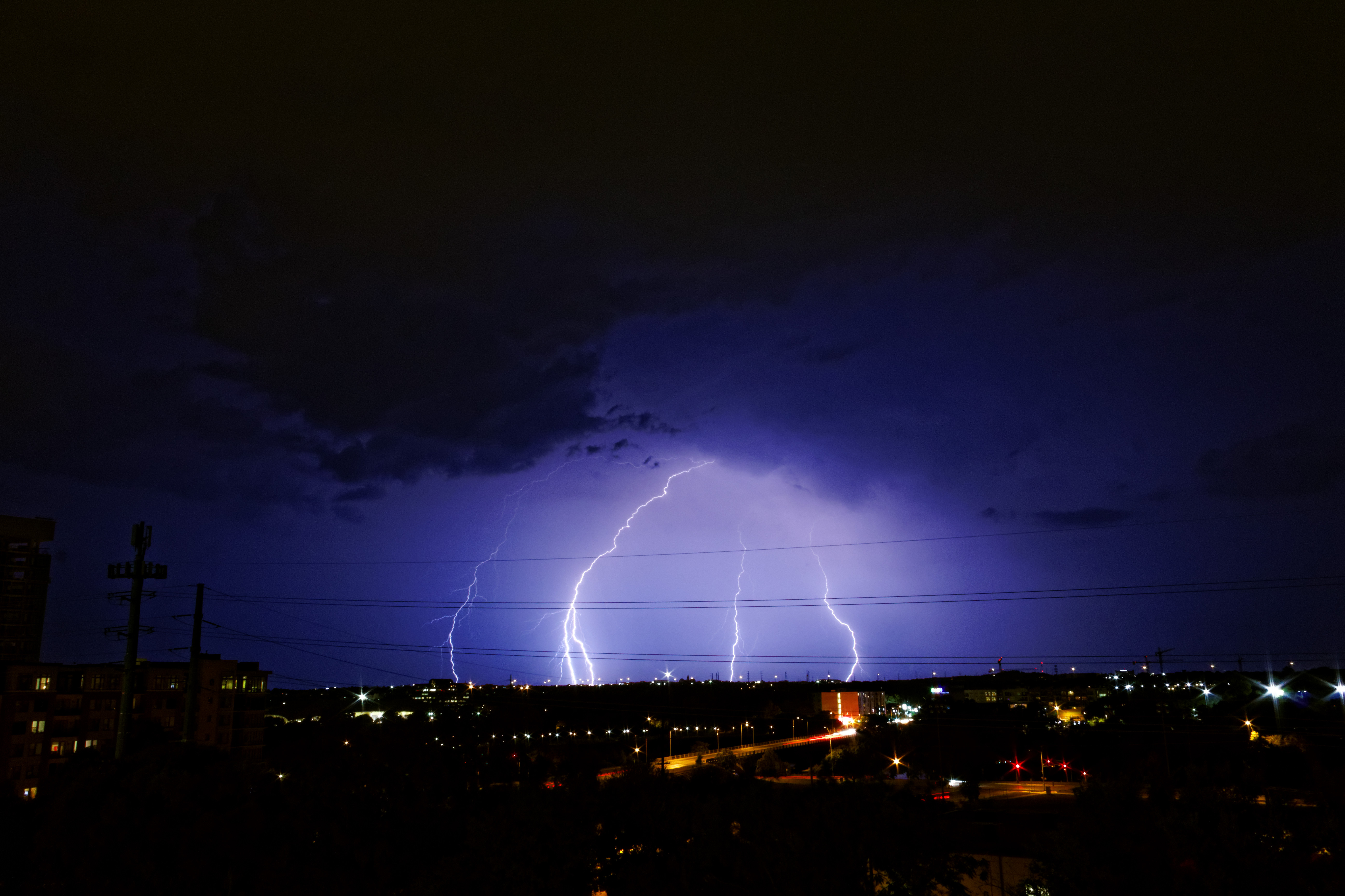 lightning-over-south-austin-2_9677645050_o