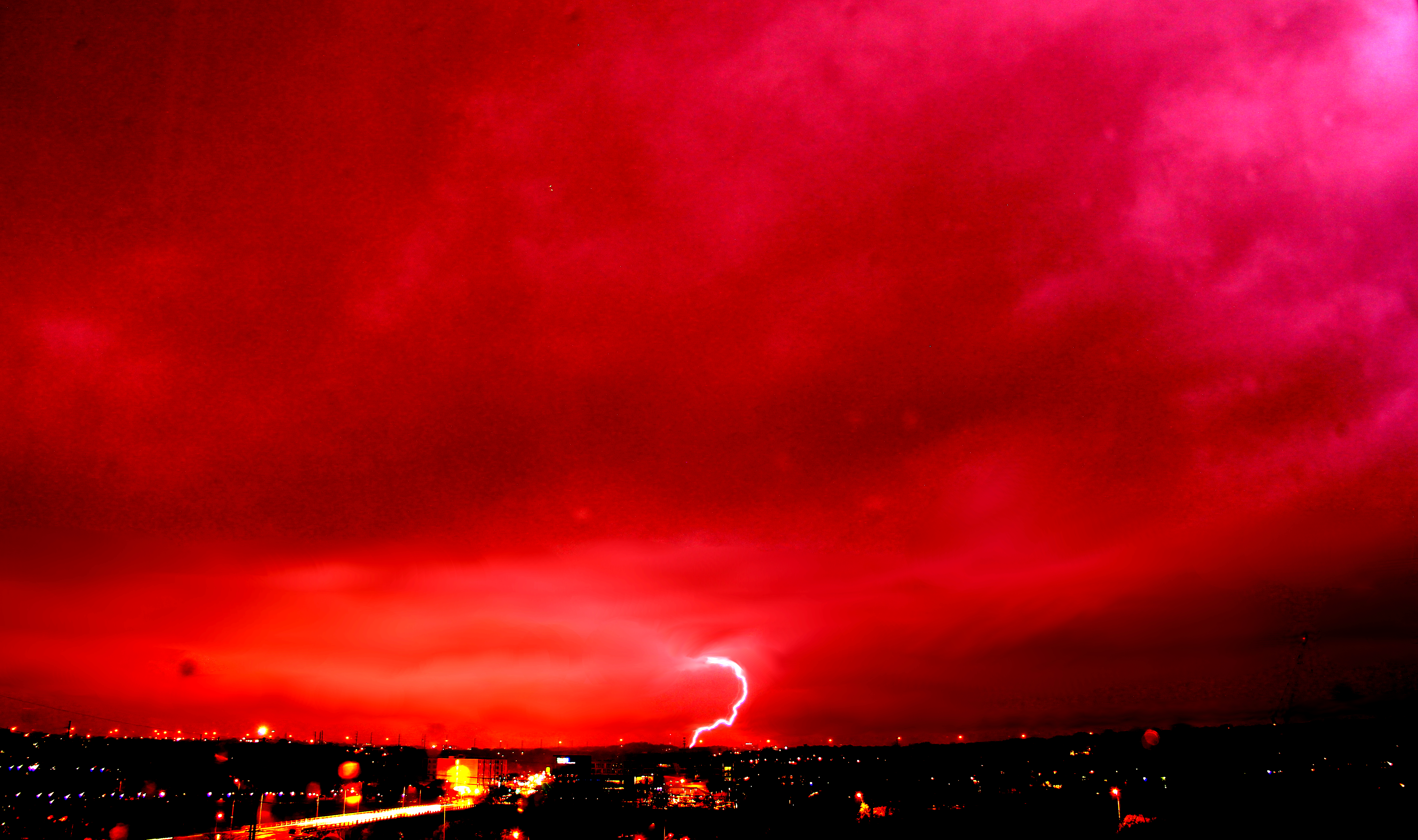 lightning-over-south-austin_9323419615_o