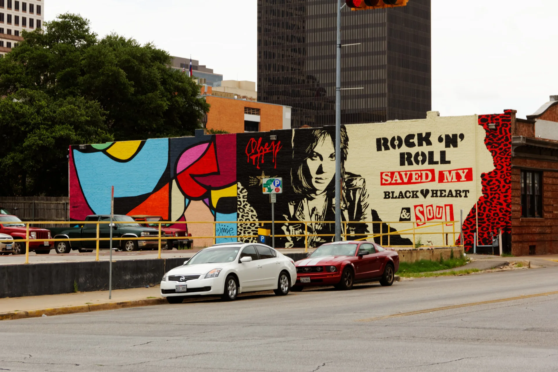 new-mural-on-4th-street_9062513041_o