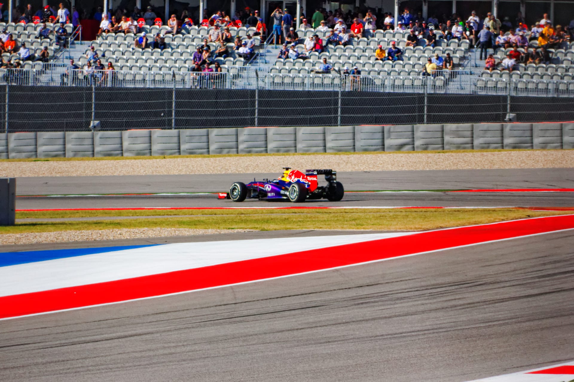 red-bull-1_10986924364_o