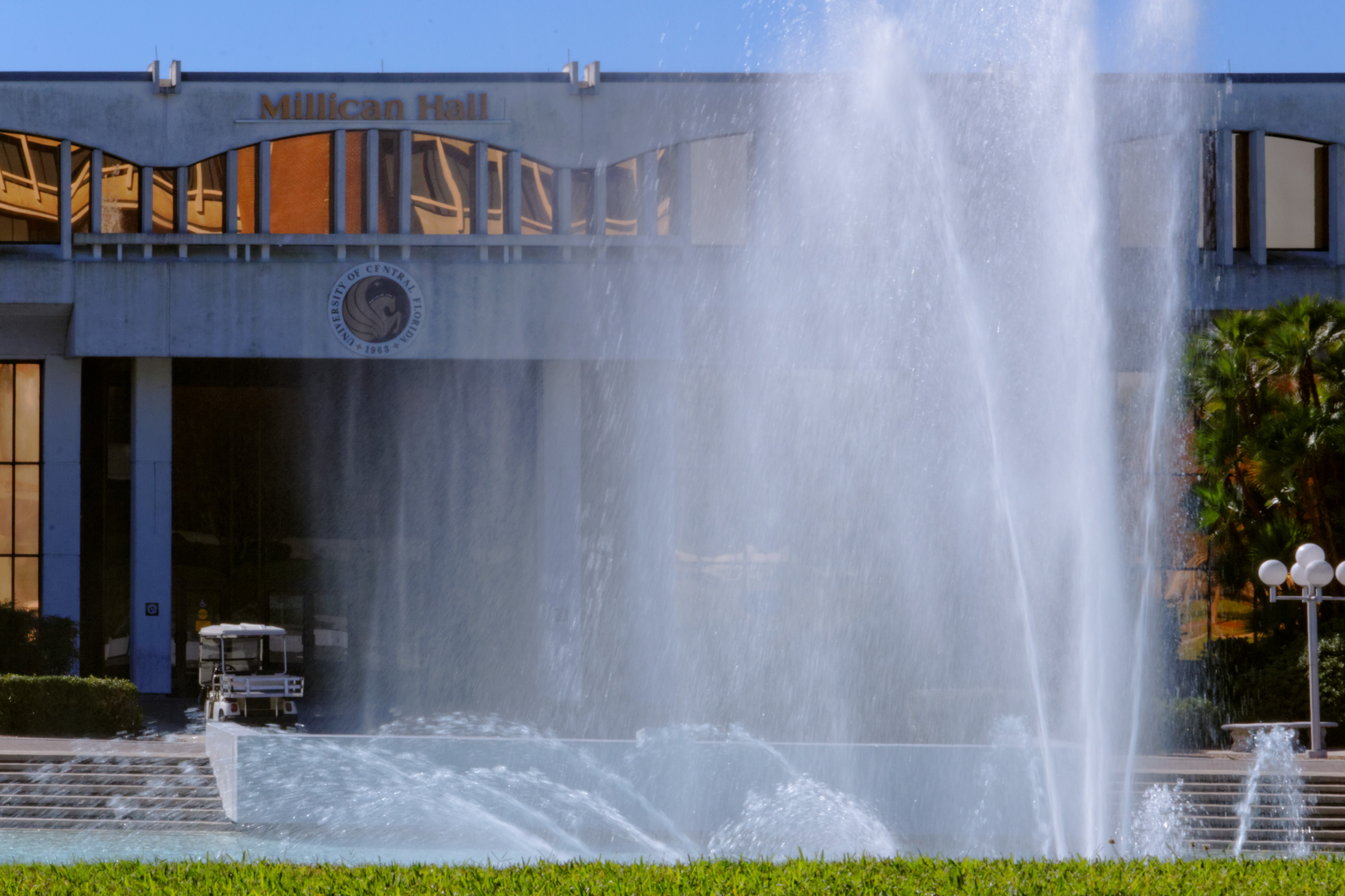 ucf-fountain_11640434693_o